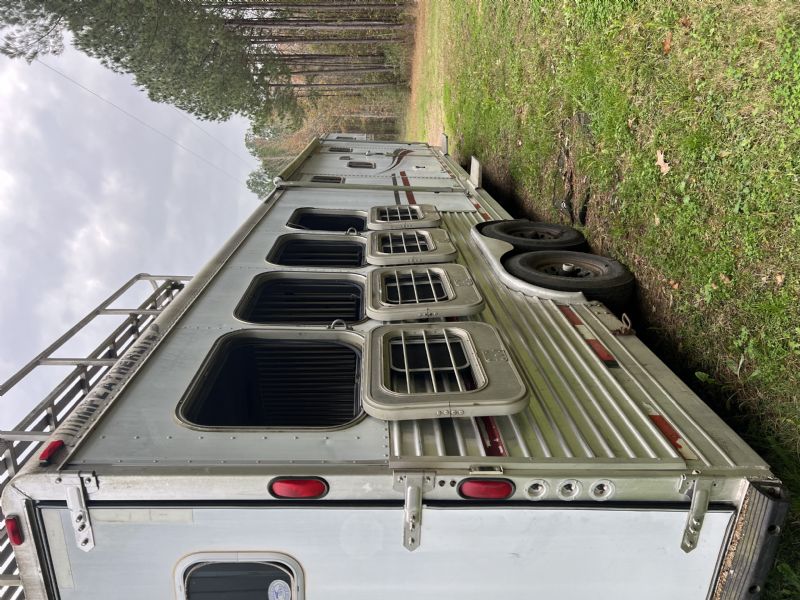 Used Horse Trailers for Sale