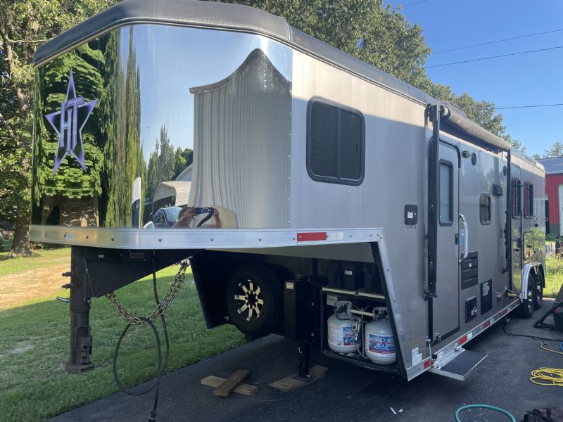 Used Horse Trailers for Sale