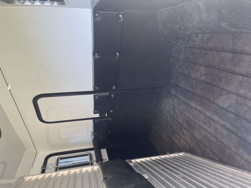 Used Horse Trailers for Sale