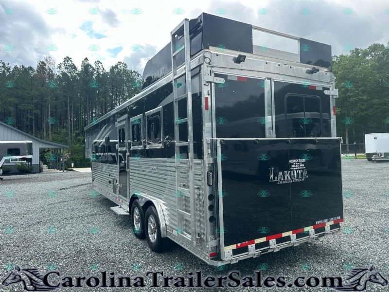 Used Horse Trailers for Sale