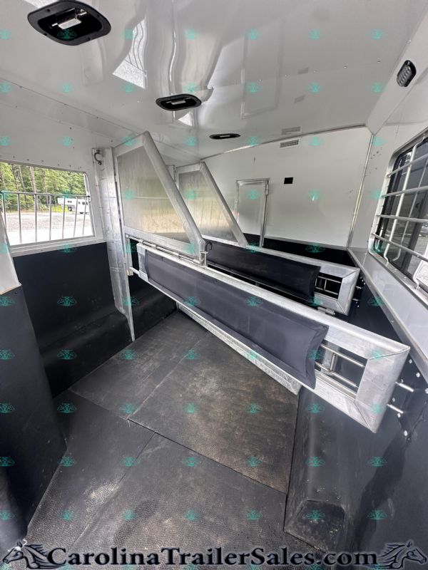 Used Horse Trailers for Sale