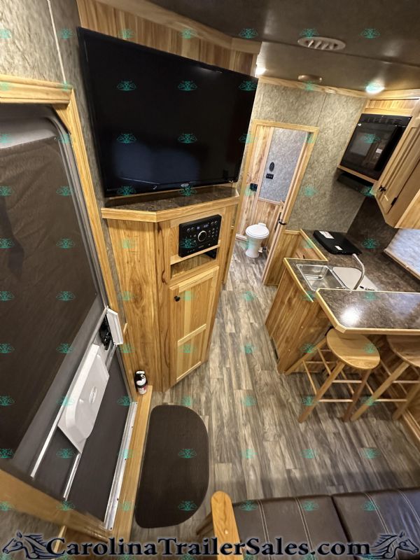 Used Horse Trailers for Sale