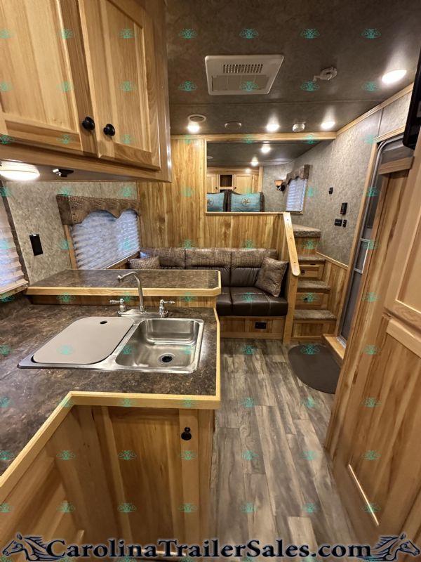 Used Horse Trailers for Sale