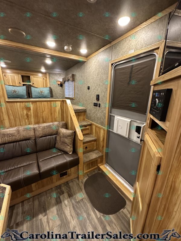 Used Horse Trailers for Sale