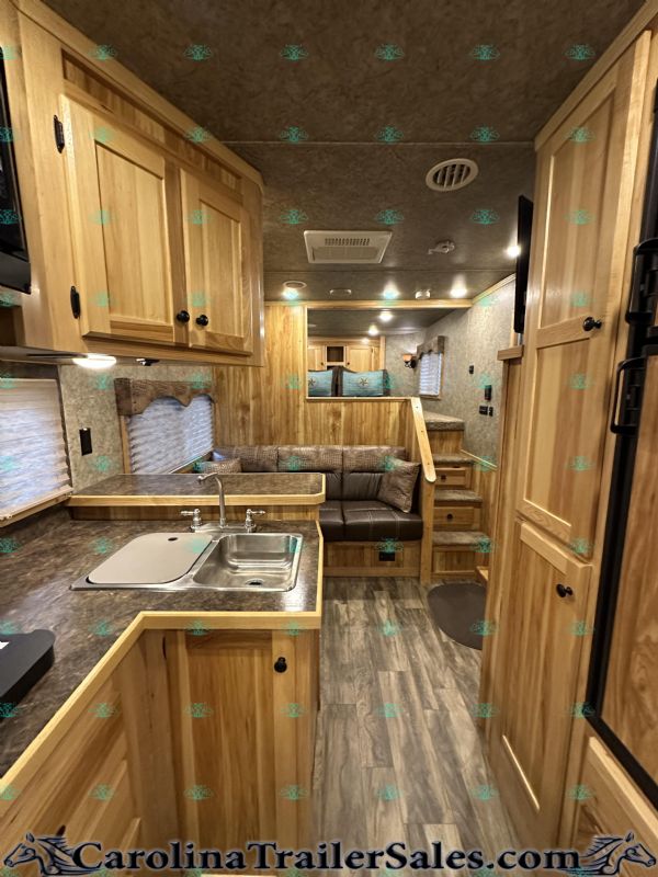 Used Horse Trailers for Sale