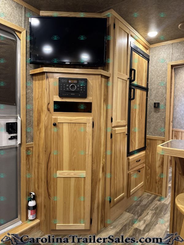 Used Horse Trailers for Sale