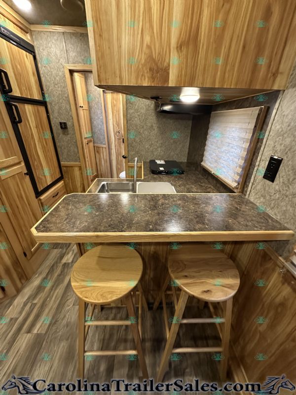 Used Horse Trailers for Sale