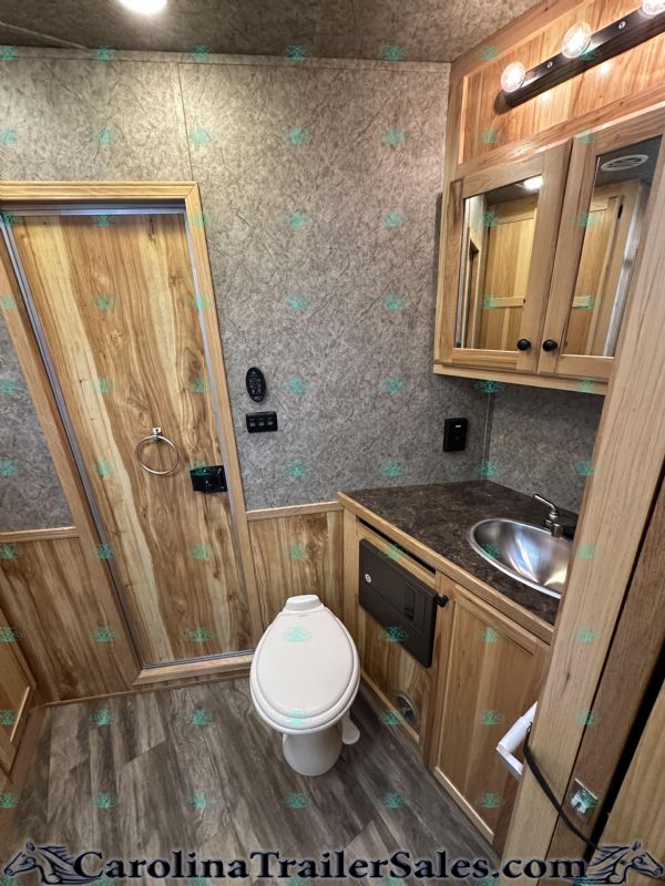 Used Horse Trailers for Sale
