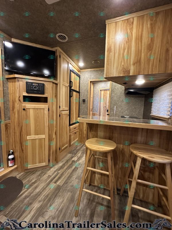 Used Horse Trailers for Sale