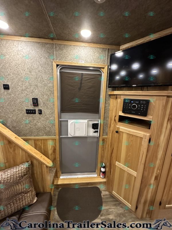 Used Horse Trailers for Sale