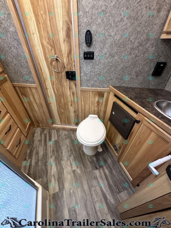 Used Horse Trailers for Sale