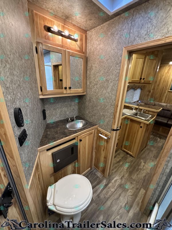 Used Horse Trailers for Sale