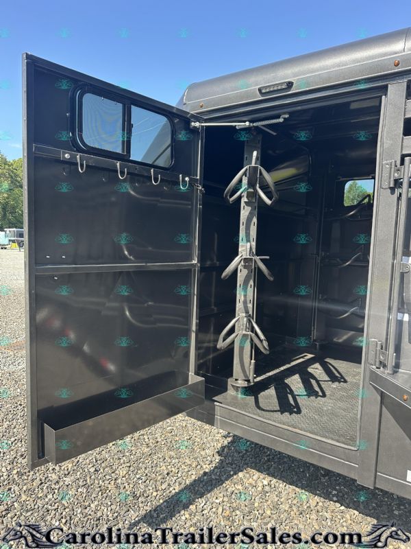 Used Horse Trailers for Sale