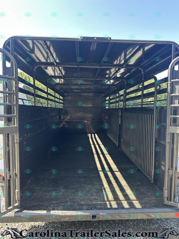 Used Horse Trailers for Sale