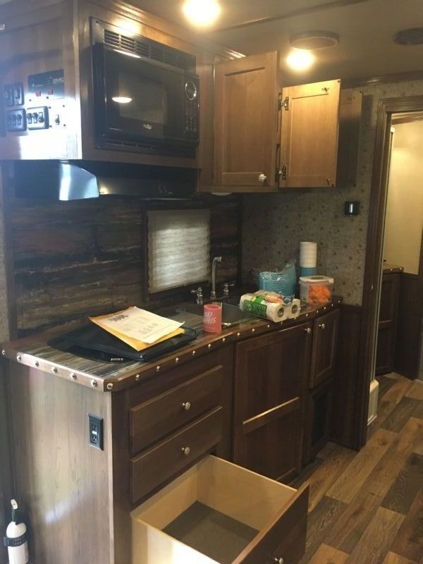Used Horse Trailers for Sale