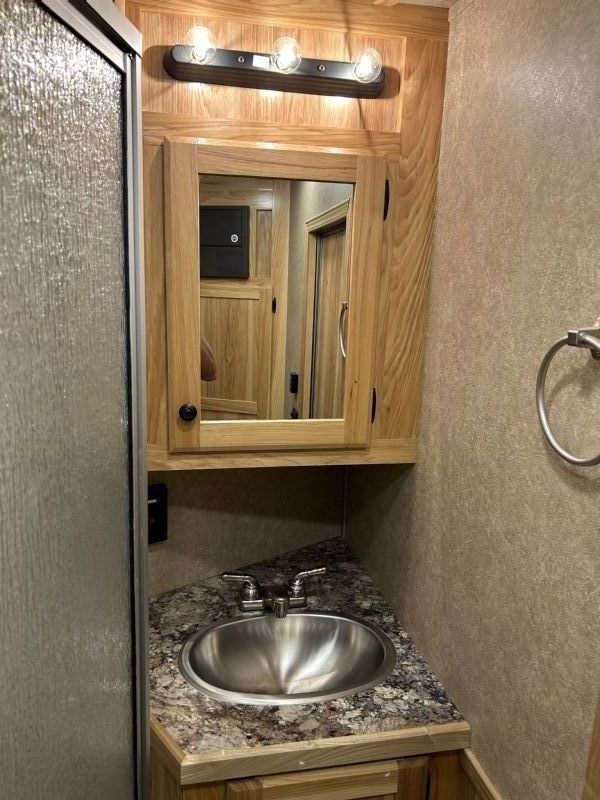 Used Horse Trailers for Sale