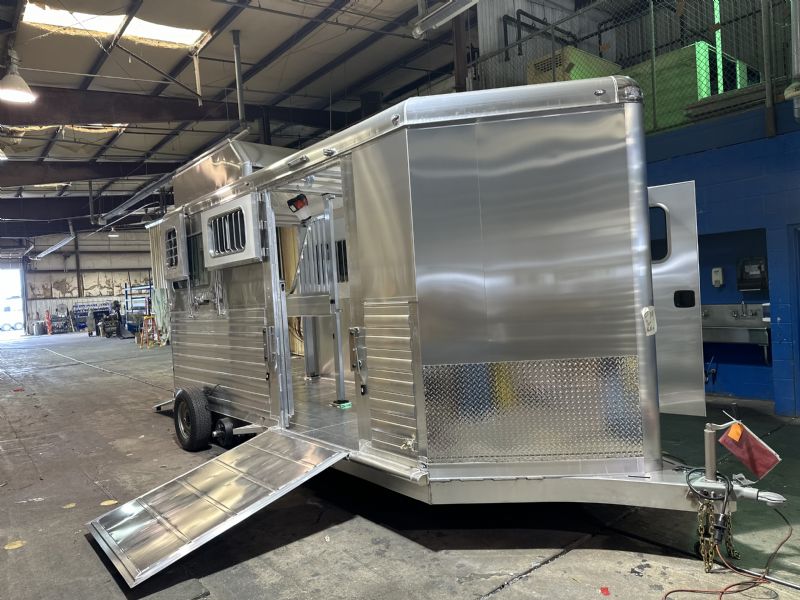 Used Horse Trailers for Sale