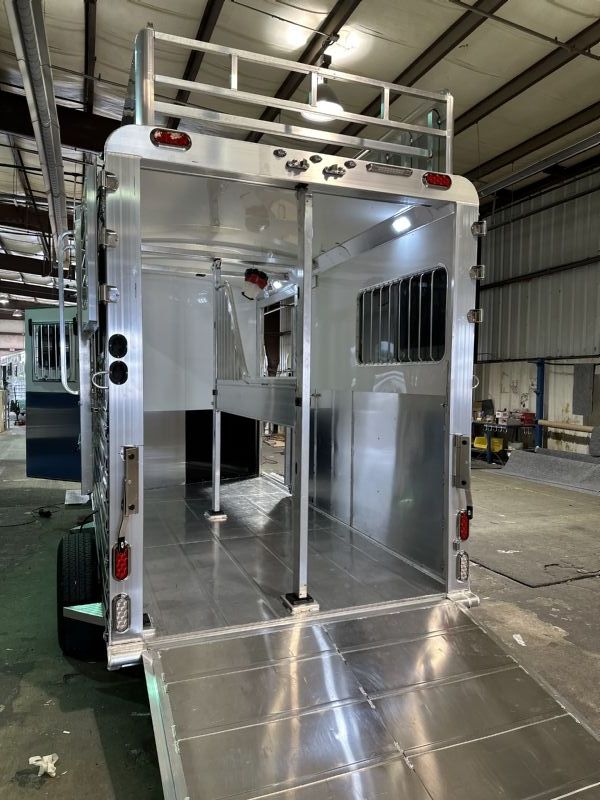 Used Horse Trailers for Sale