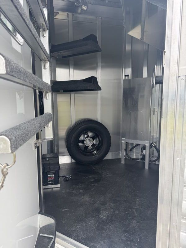 Used Horse Trailers for Sale
