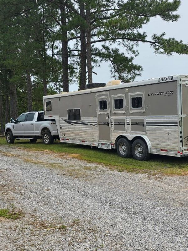 Used Horse Trailers for Sale