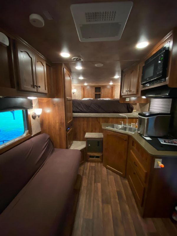 Used Horse Trailers for Sale