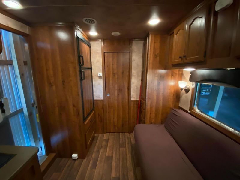 Used Horse Trailers for Sale