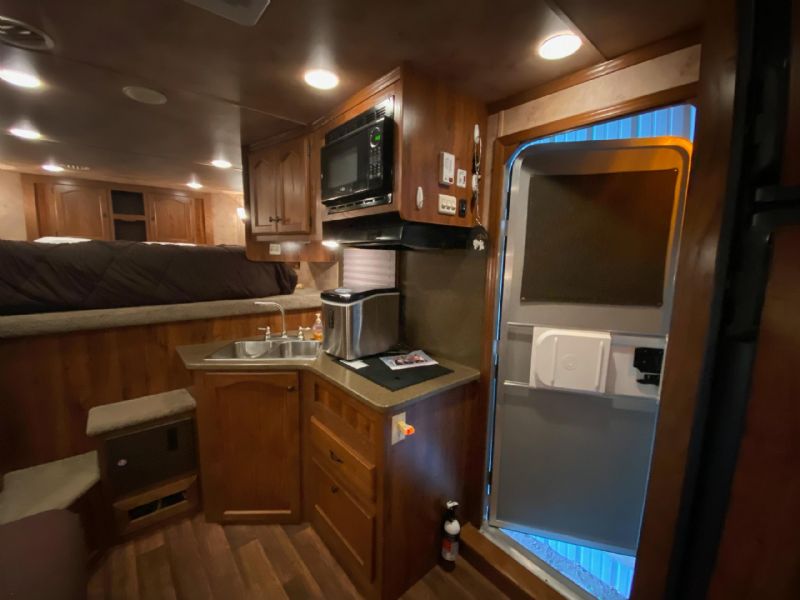 Used Horse Trailers for Sale