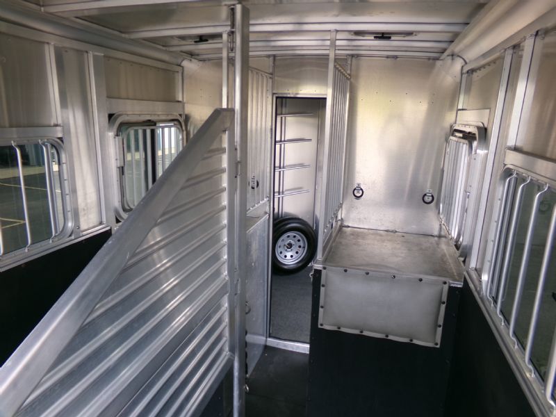 Used Horse Trailers for Sale