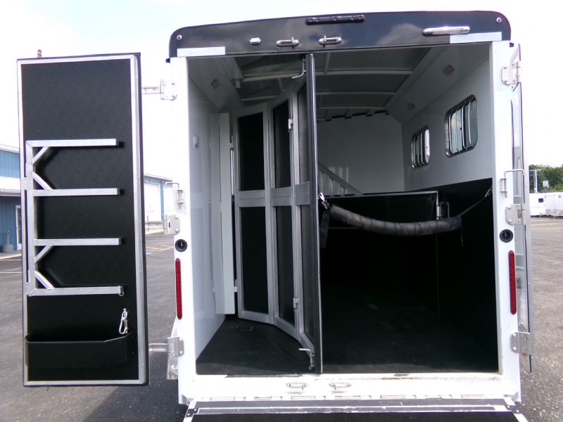 Used Horse Trailers for Sale