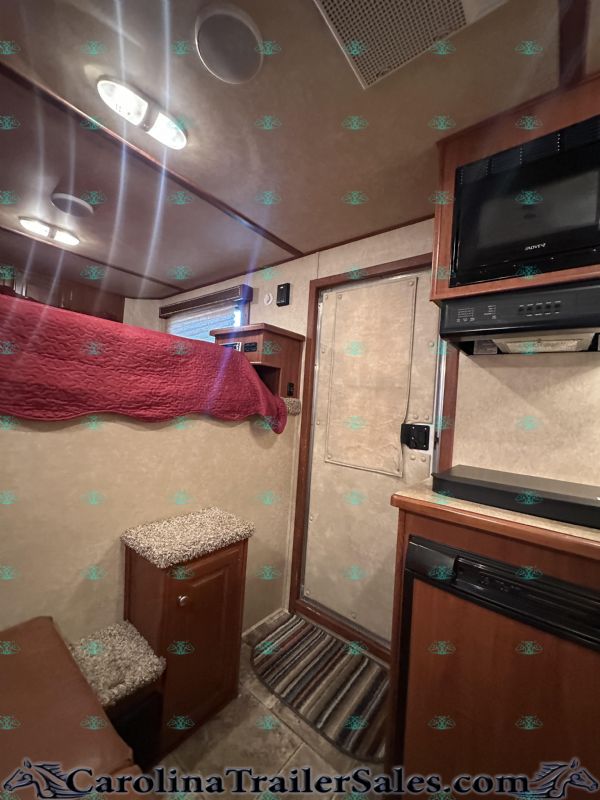 Used Horse Trailers for Sale
