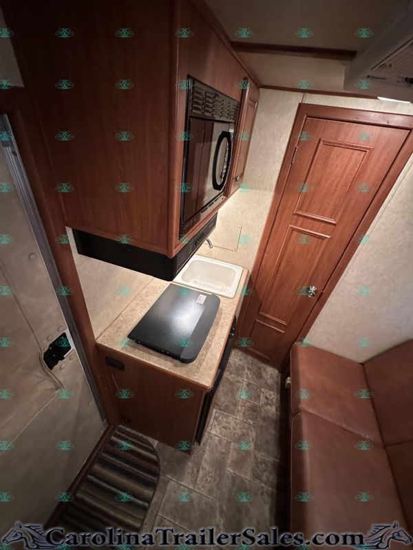 Used Horse Trailers for Sale