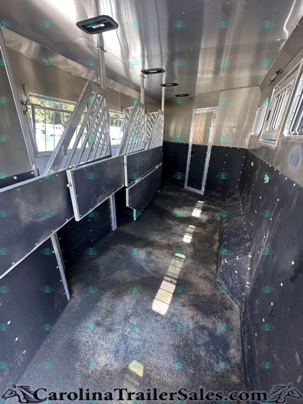 Used Horse Trailers for Sale