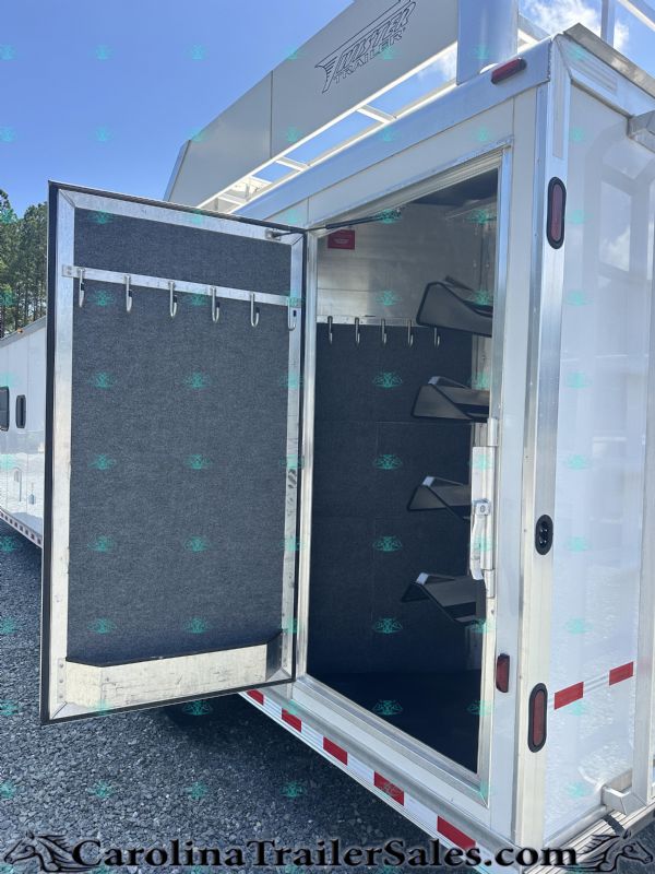 Used Horse Trailers for Sale