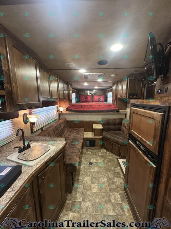 Used Horse Trailers for Sale