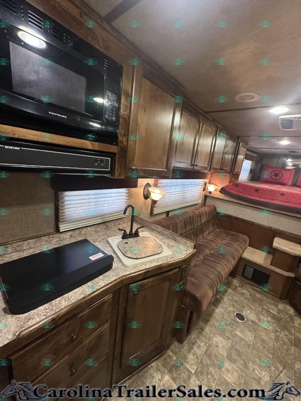 Used Horse Trailers for Sale