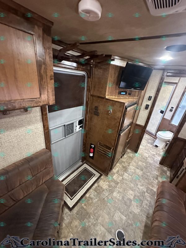 Used Horse Trailers for Sale