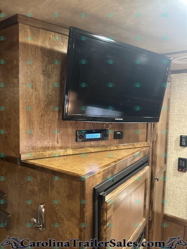 Used Horse Trailers for Sale