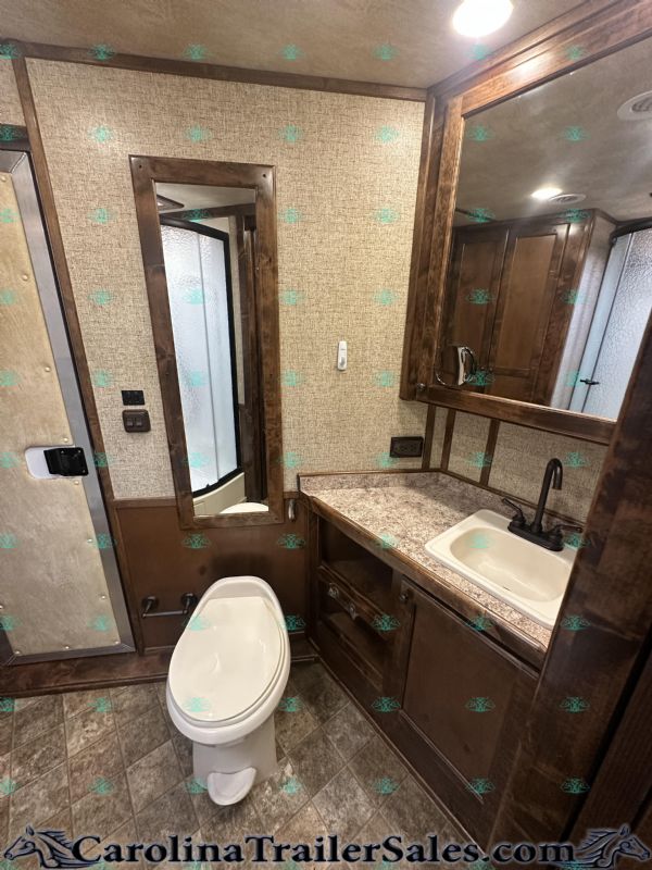 Used Horse Trailers for Sale