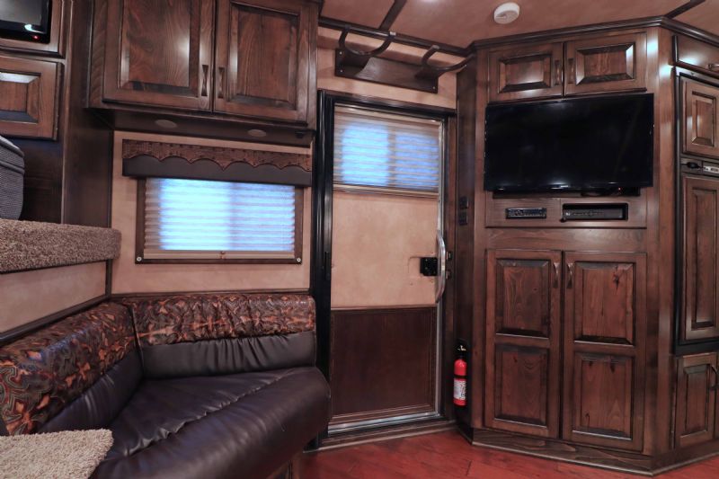 Used Horse Trailers for Sale