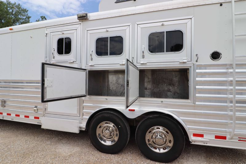 Used Horse Trailers for Sale