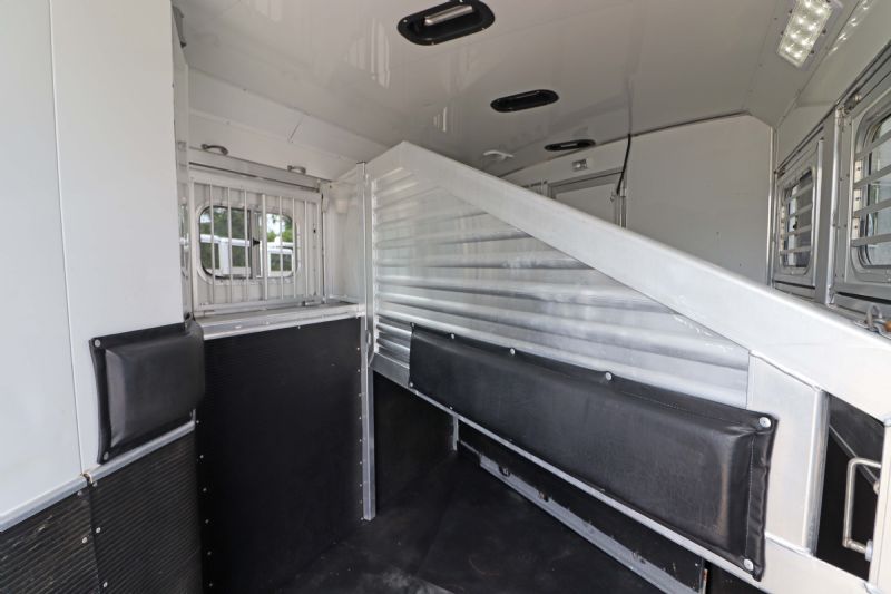 Used Horse Trailers for Sale