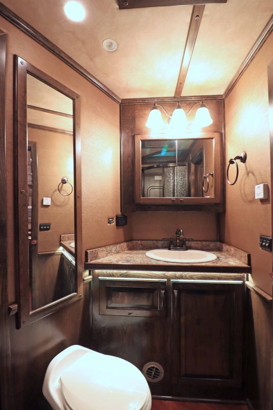 Used Horse Trailers for Sale