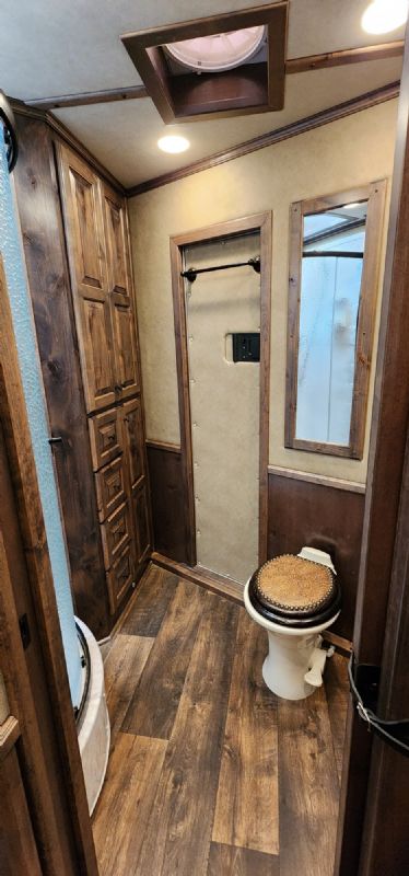 Used Horse Trailers for Sale