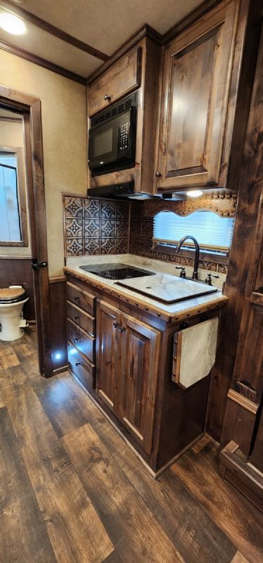 Used Horse Trailers for Sale