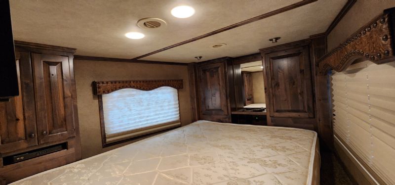 Used Horse Trailers for Sale