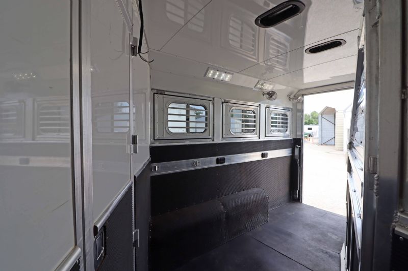 Used Horse Trailers for Sale