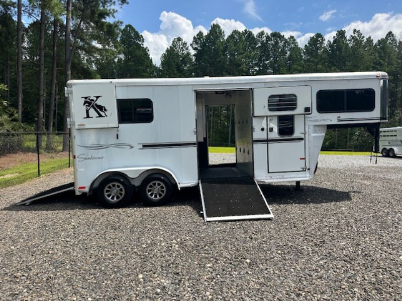 Used Horse Trailers for Sale