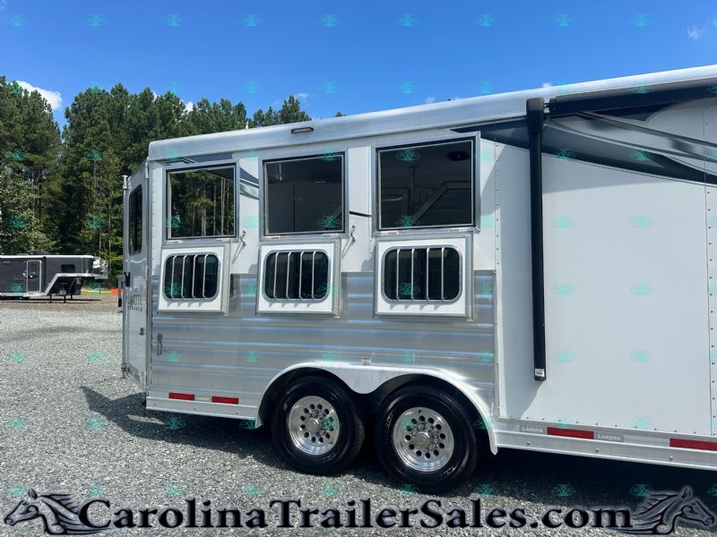 Used Horse Trailers for Sale