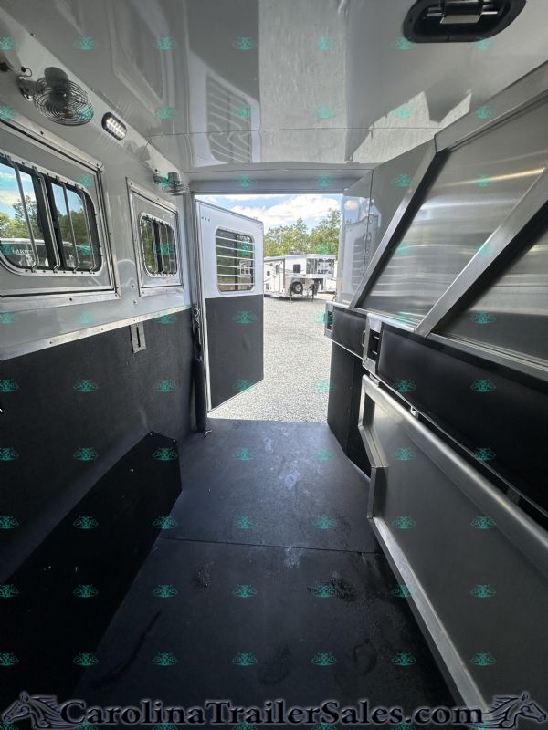 Used Horse Trailers for Sale