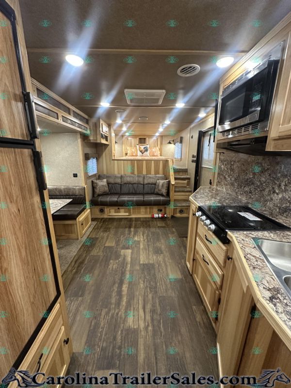 Used Horse Trailers for Sale